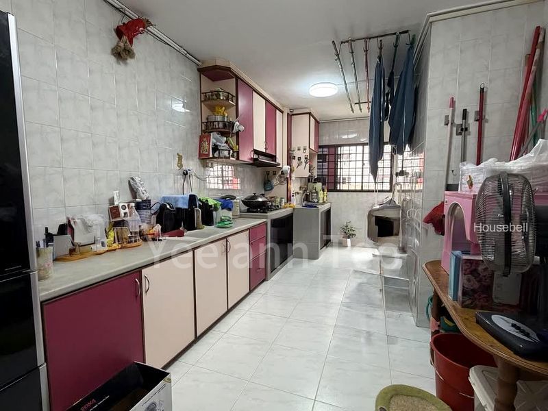 3-Room HDB for Room Rent: 474 Jurong West Street 41(3)