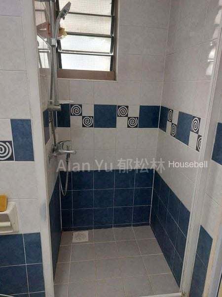 678A Jurong West Street 64(2)