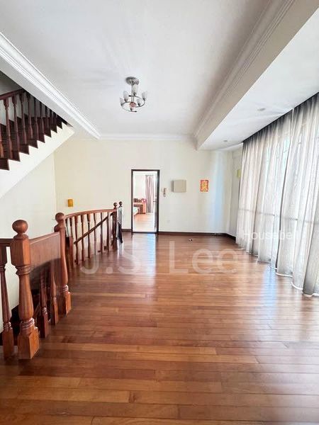 5 Bed Semi-Detached House (Landed) for Sale in  Serangoon Garden Way, S$ 6,280,000, 2,636 sqft, 有地 - Semi-Detached House