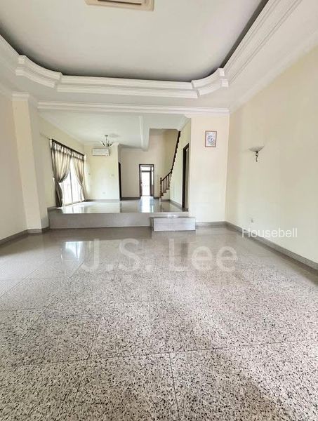 5 Bed Semi-Detached House (Landed) for Sale in  Serangoon Garden Way