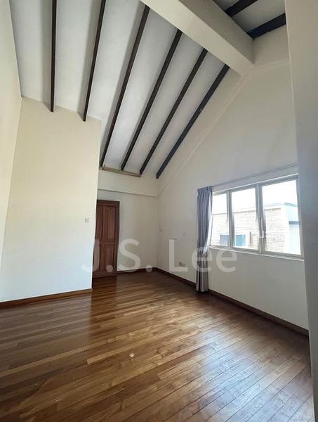 5 Bed Semi-Detached House (Landed) for Sale in  Serangoon Garden Way, S$ 6,280,000, 2,636 sqft, 有地 - Semi-Detached House