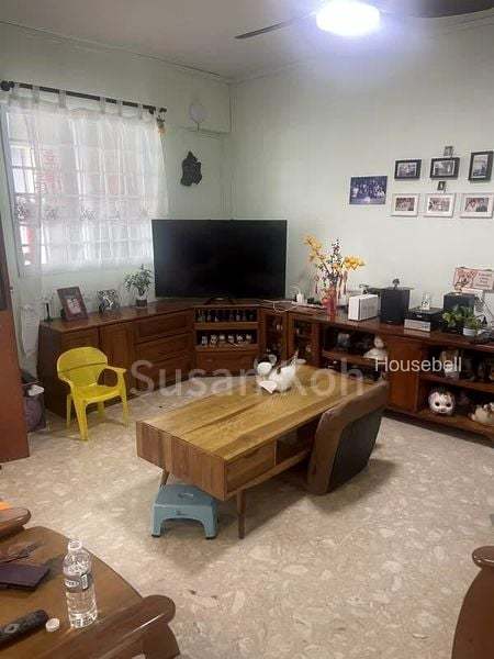 524 Jurong West Street 52(3)
