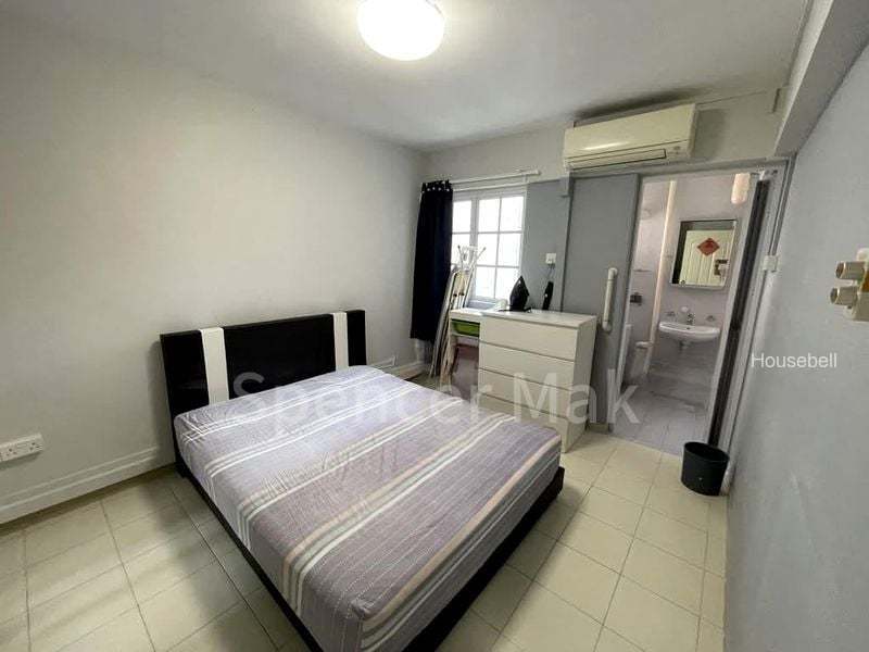 128 Bukit Batok West Avenue 6(5)