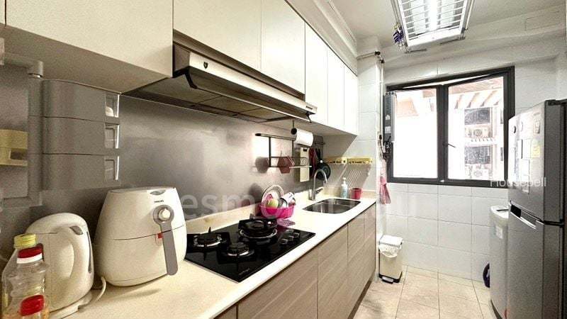 348A Yishun Avenue 11, S$ 726,000, 990 sqft, 组屋 - 3 I