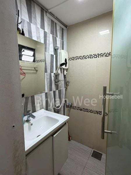 15 Marsiling Lane, S$ 2,800 /mo, 700 sqft, HDB - 3 NG