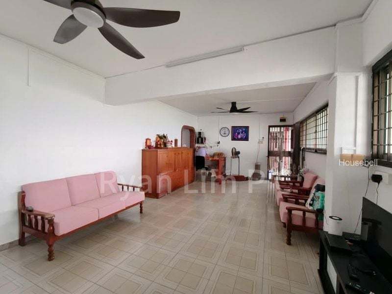 310 Jurong East Street 32(6)