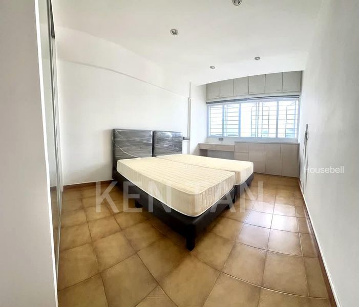 260 Tampines Street 21, S$ 1,100 /月, 250 sqft, 组屋 - 5 A