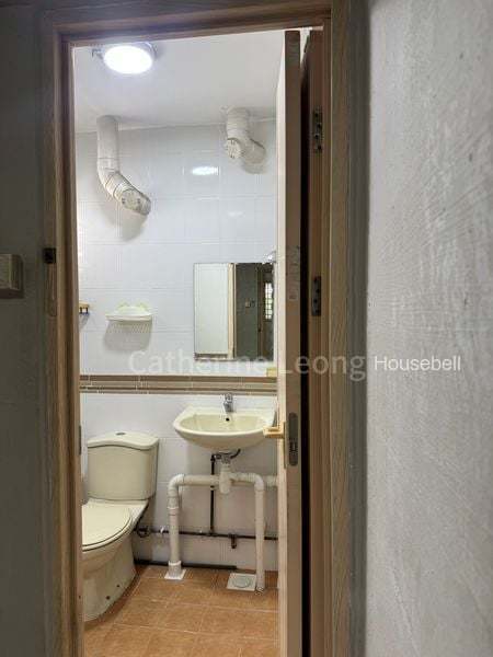 3 Room (3NG) HDB for Rent in  339 Clementi Avenue 5, S$ 3,300 /mo, 721 sqft, HDB - 3 NG