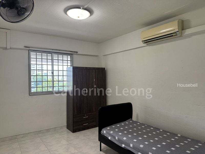 3 Room (3NG) HDB for Rent in  339 Clementi Avenue 5, S$ 3,300 /mo, 721 sqft, HDB - 3 NG