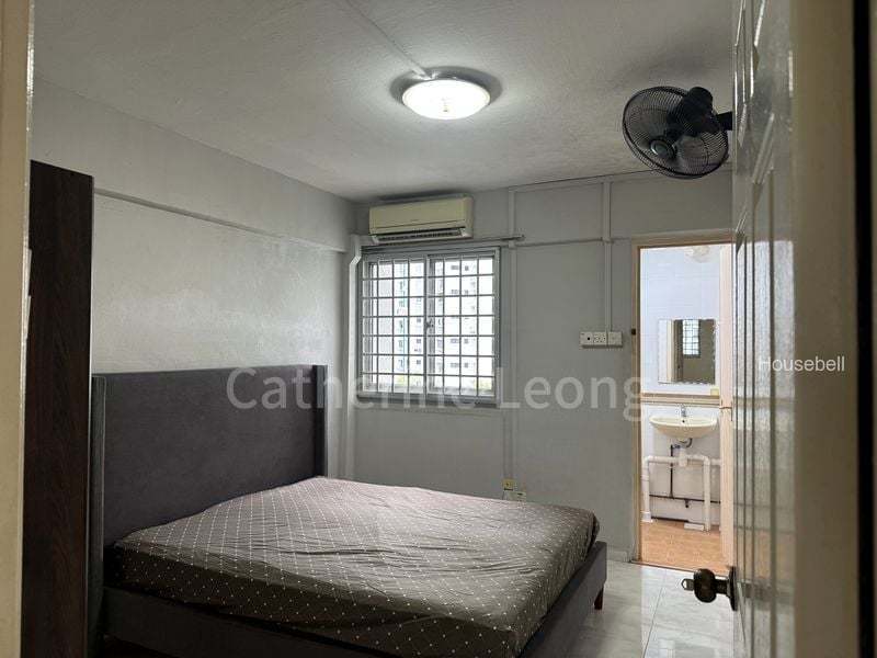 3 Room (3NG) HDB for Rent in  339 Clementi Avenue 5, S$ 3,300 /mo, 721 sqft, HDB - 3 NG