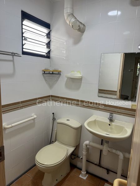 3 Room (3NG) HDB for Rent in  339 Clementi Avenue 5, S$ 3,300 /mo, 721 sqft, HDB - 3 NG