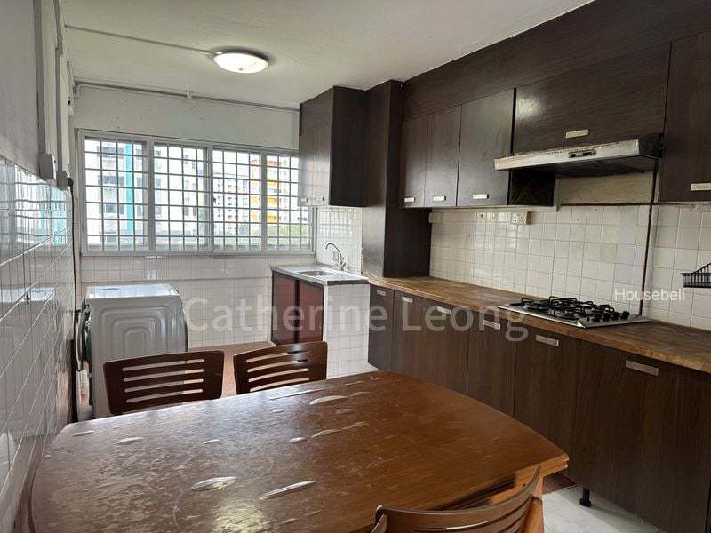 3 Room (3NG) HDB for Rent in  339 Clementi Avenue 5, S$ 3,300 /mo, 721 sqft, HDB - 3 NG