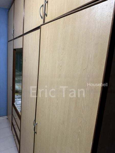 663 Yishun Avenue 4, S$ 550 /mo, 120 sqft, HDB - 5 I
