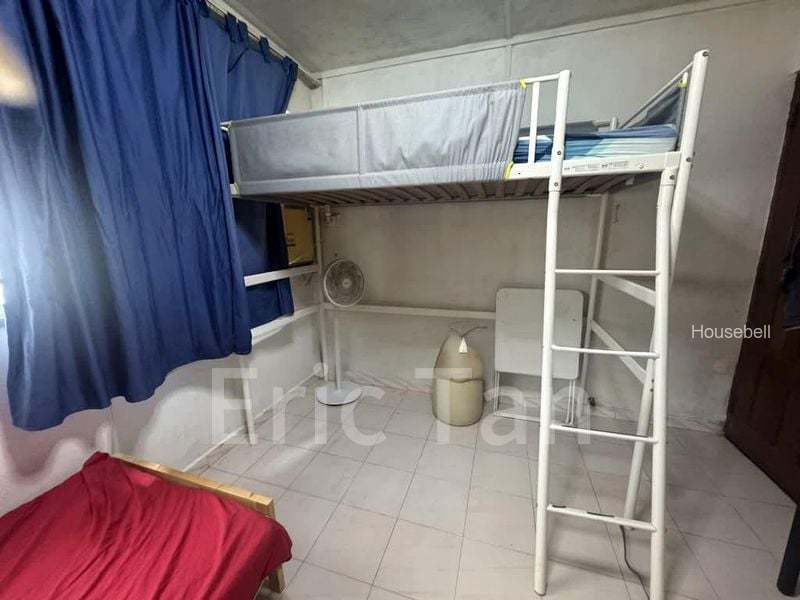 663 Yishun Avenue 4(3)