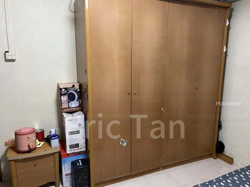 663 Yishun Avenue 4(2)