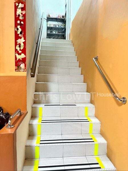 4+1 Bed Terraced House (Landed) for Sale in  Happy Avenue East, S$ 4,650,000, 2,070 sqft, 有地 - Terraced House