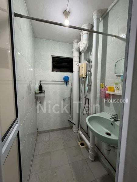 43 Bedok South Road, S$ 900 /mo, 100 sqft, HDB - 4 I