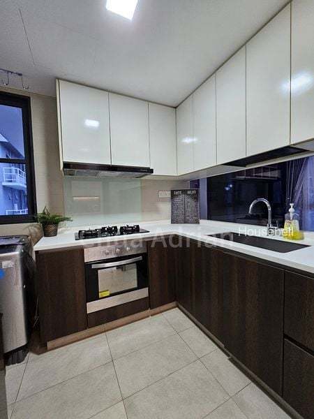 Symphony Suites, S$ 3,500 /mo, 797 sqft, Condos - Condominium
