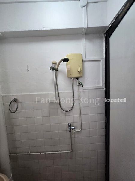 339 Clementi Avenue 5, S$ 1,300 /月, 150 sqft, 组屋 - 3 NG