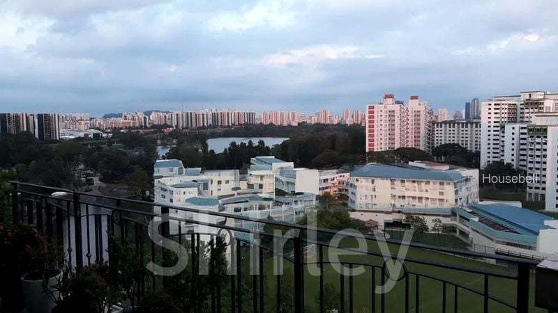 Lakepoint Condo(1)
