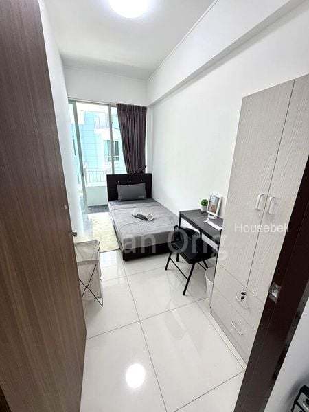 The Stellar, S$ 1,550 /mo, 100 sqft, Condos - Condominium
