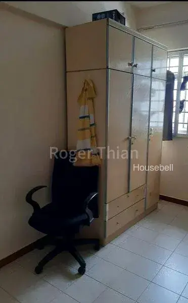 128 Geylang East Avenue 1, S$ 850 /mo, 180 sqft, HDB - 4 NG