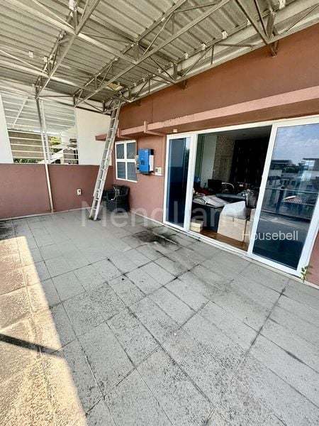 8 Bed Semi-Detached House (Landed) for Sale in  Watercove, S$ 4,000,000, 3,458 sqft, 有地 - Semi-Detached House