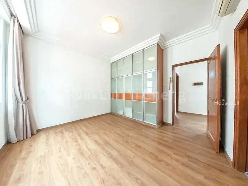 Dunearn Estate, S$ 13,000,000, 5,338 sqft, 有地 - Bungalow House