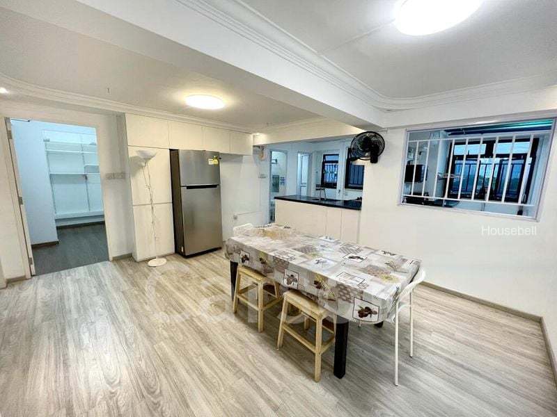 130 Bukit Merah View