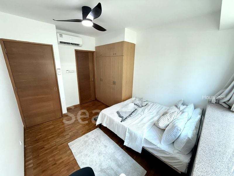 Queens, S$ 2,300 /mo, 150 sqft, Condos - Condominium