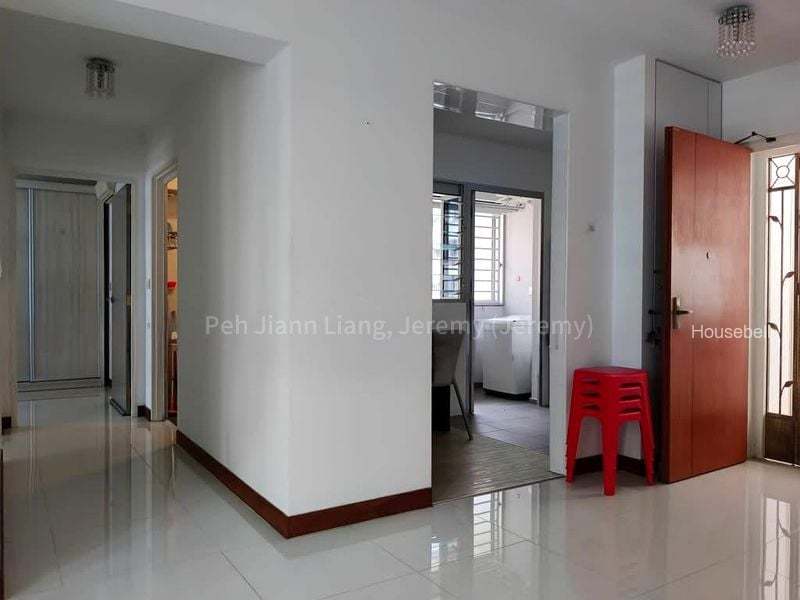 784C Woodlands Rise, S$ 2,900 /mo, 700 sqft, HDB - 3 A