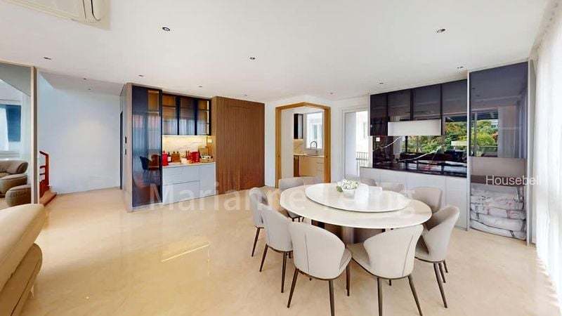 6 Bed Corner Terrace (Landed) for Sale in  Jalan Baiduri, S$ 8,980,000, 2,456 sqft, 有地 - Corner Terrace
