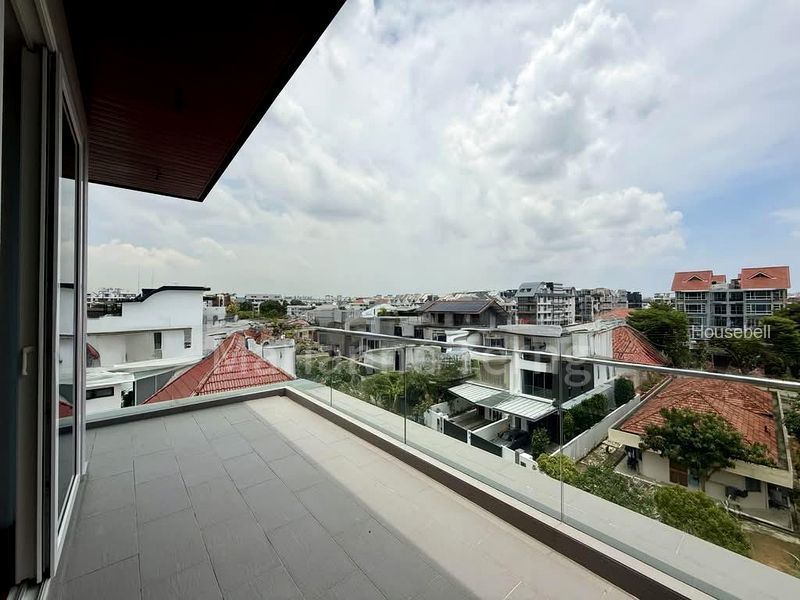 6 Bed Corner Terrace (Landed) for Sale in  Jalan Baiduri, S$ 8,980,000, 2,456 sqft, 有地 - Corner Terrace