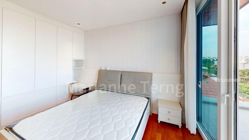 6 Bed Corner Terrace (Landed) for Sale in  Jalan Baiduri, S$ 8,980,000, 2,456 sqft, 有地 - Corner Terrace