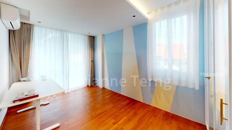 6 Bed Corner Terrace (Landed) for Sale in  Jalan Baiduri, S$ 8,980,000, 2,456 sqft, 有地 - Corner Terrace