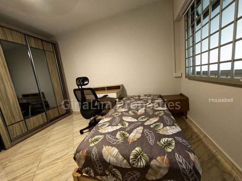 30A Holland Close(6)