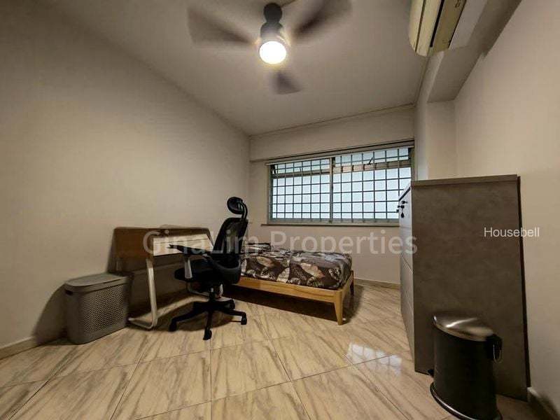 30A Holland Close(5)
