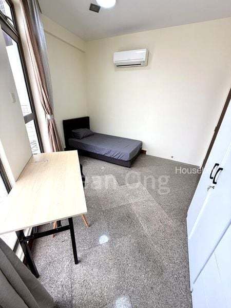 Parc Vista, S$ 1,250 /mo, 90 sqft, Condos - Condominium