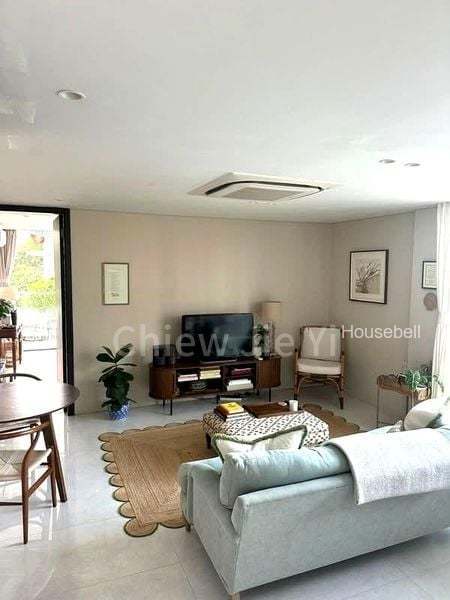 Crescent Road(3)