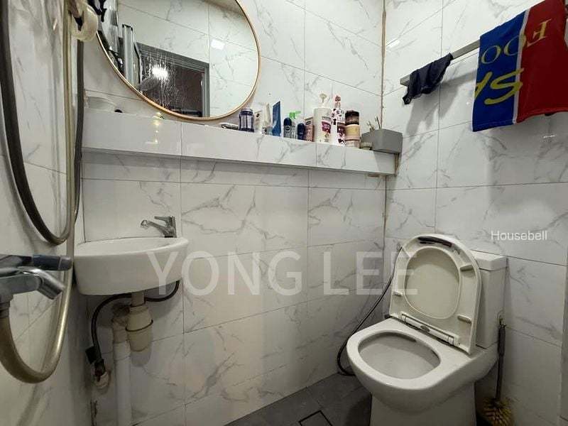 5 Bed Semi-Detached House (Landed) for Sale in  Sunbird Circle(1)
