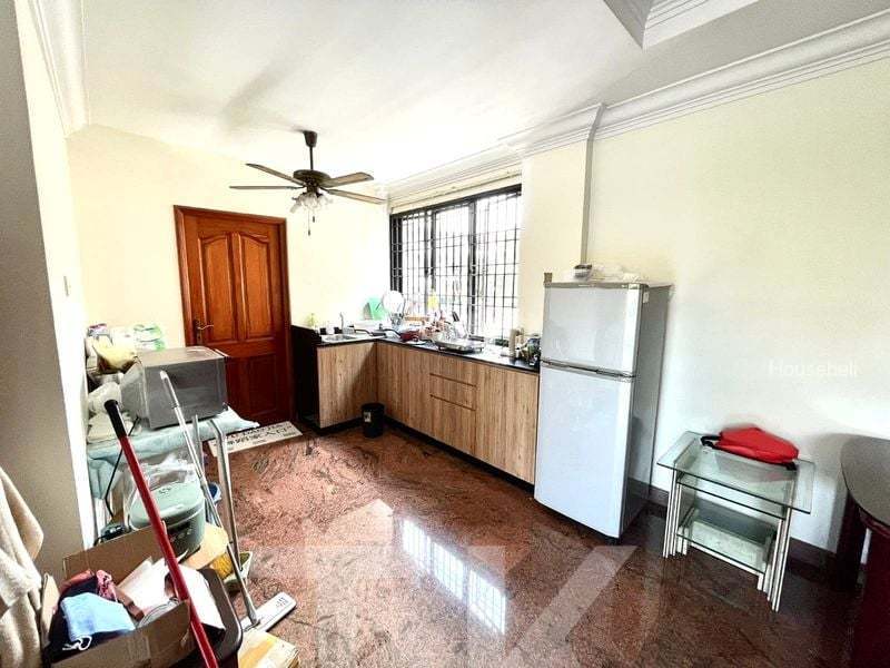 Master Room (Landed) for Rent in  Teo Kim Eng Road, S$ 2,500 /mo, 200 sqft, Landed - Bungalow House
