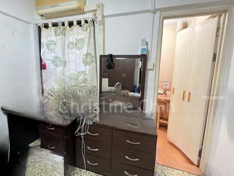 424 Ang Mo Kio Avenue 3, S$ 1,400 /月, 350 sqft, 组屋 - 3 NG