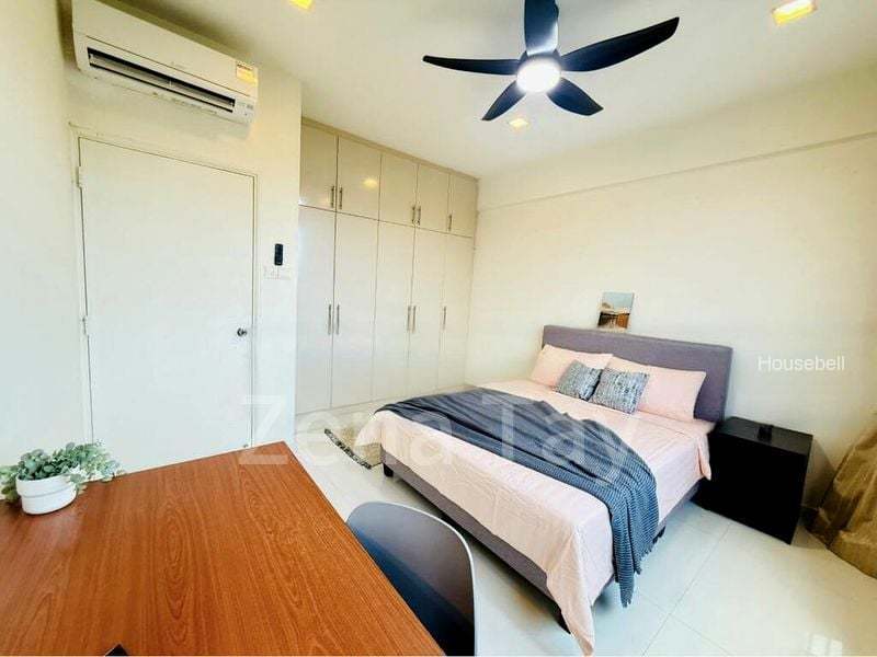 Botanic Gardens View, S$ 1,900 /mo, 150 sqft, Condos - Apartment