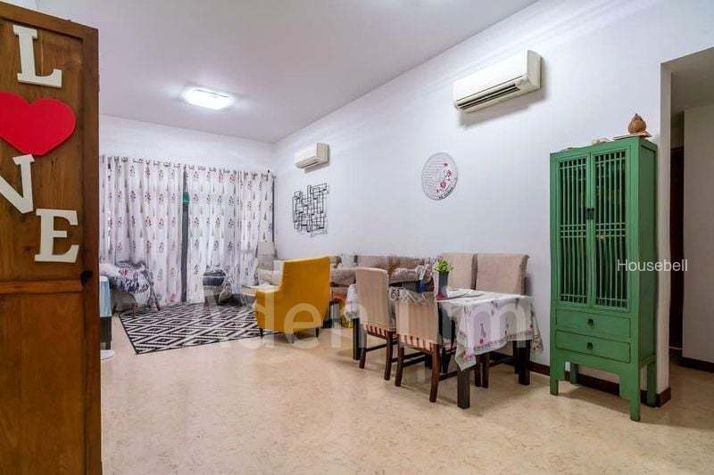 The Waterina, S$ 4,350 /mo, 1,313 sqft, Condos - Apartment