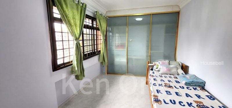 483 Choa Chu Kang Avenue 5, S$ 800 /mo, 1,248 sqft, HDB - 4 A