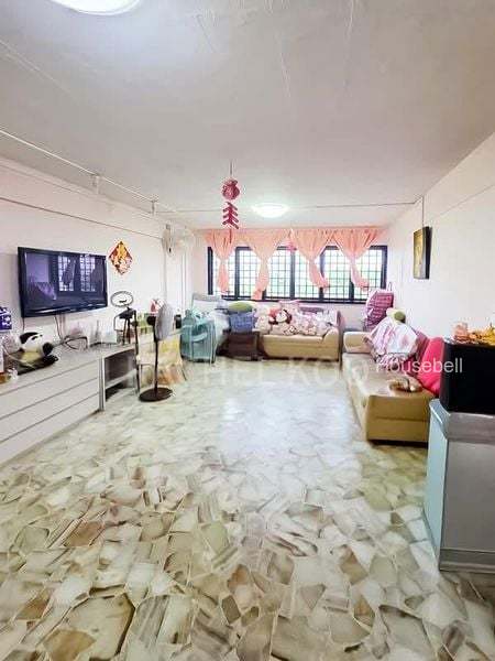 523 Jurong West Street 52