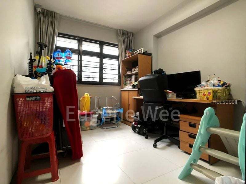 4 Room (4A) HDB for Sale in  571B Woodlands Avenue 1(2)