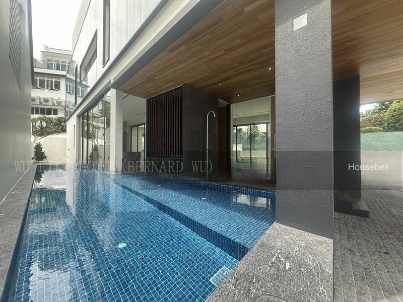 Modern Brand New Bungalow Near Orchard / Bukit Timah