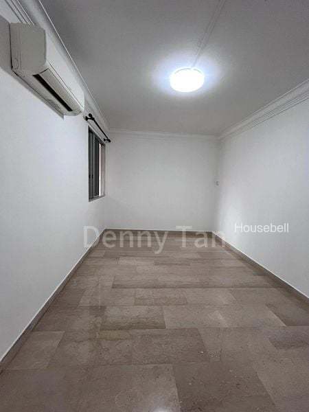 497D Tampines Street 45, S$ 950,000, 1,550 sqft, 组屋 - Executive Apartment