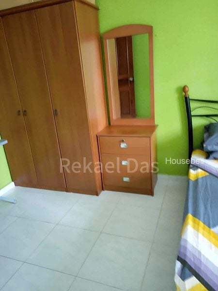 None for Room Rent: 287 Yishun Avenue 6(5)